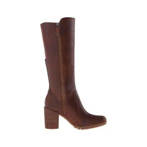 Tall women’s brown boots